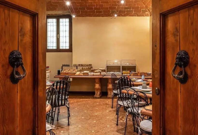 Fotos del hotel Porta Faenza:  18