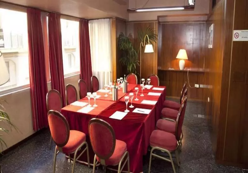 Fotos del hotel Royal Palace:  22