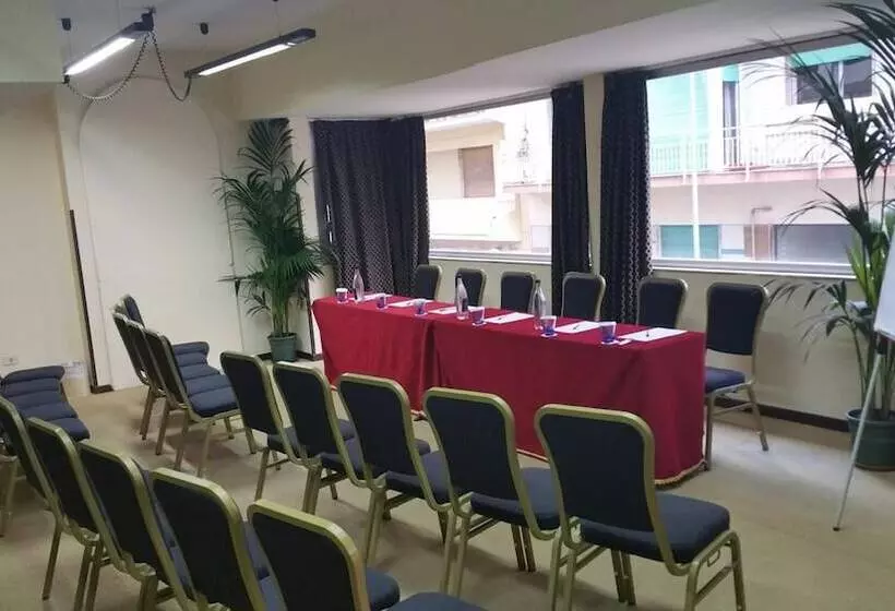 Fotos del hotel Royal Palace:  21