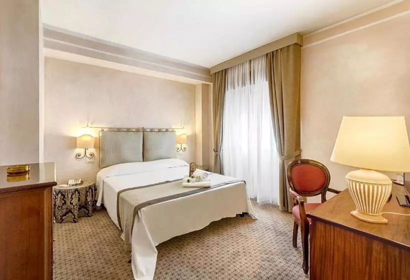 Fotos del hotel Colonna Palace Hotel Mediterraneo:  15