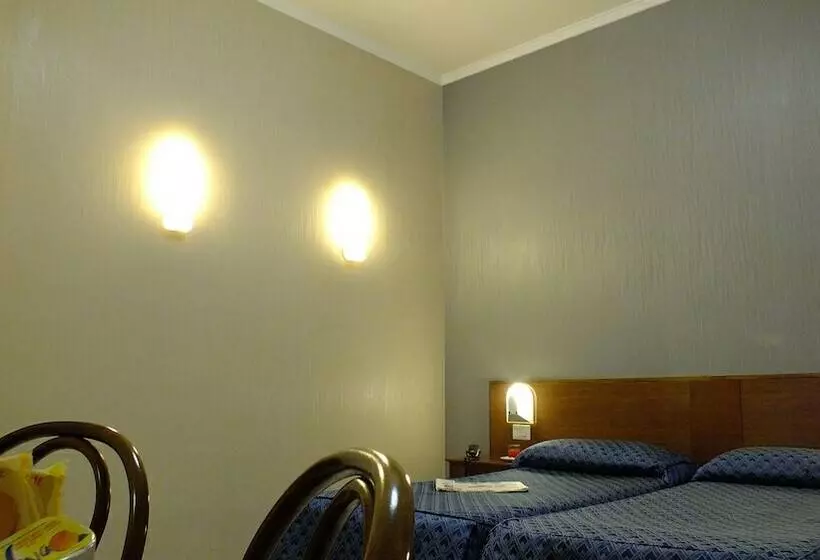 Fotos del hotel Consul:  5