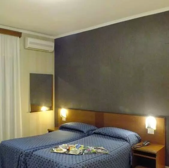 Fotos del hotel Consul:  7