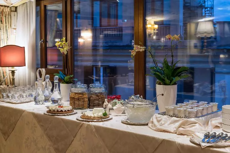 Fotos del hotel Forum:  7