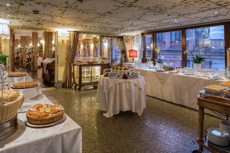 Fotos del hotel Forum:  13