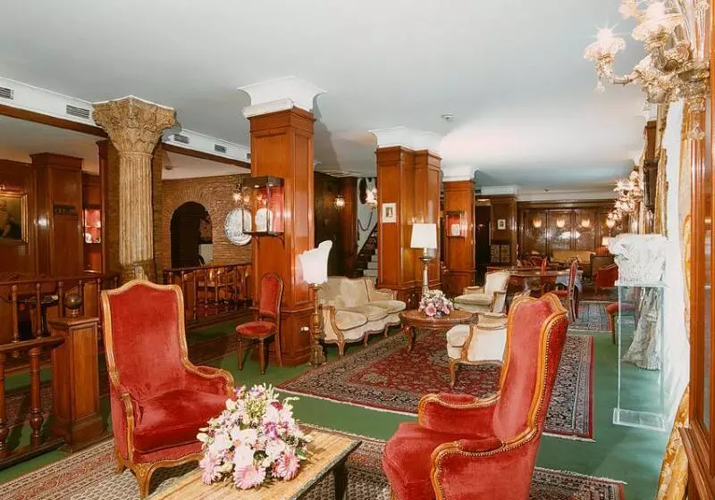 Fotos del hotel Forum:  2