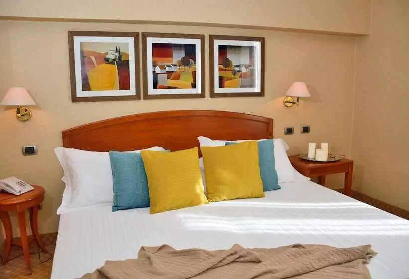 Fotos del hotel LH  Lloyd Rome:  12