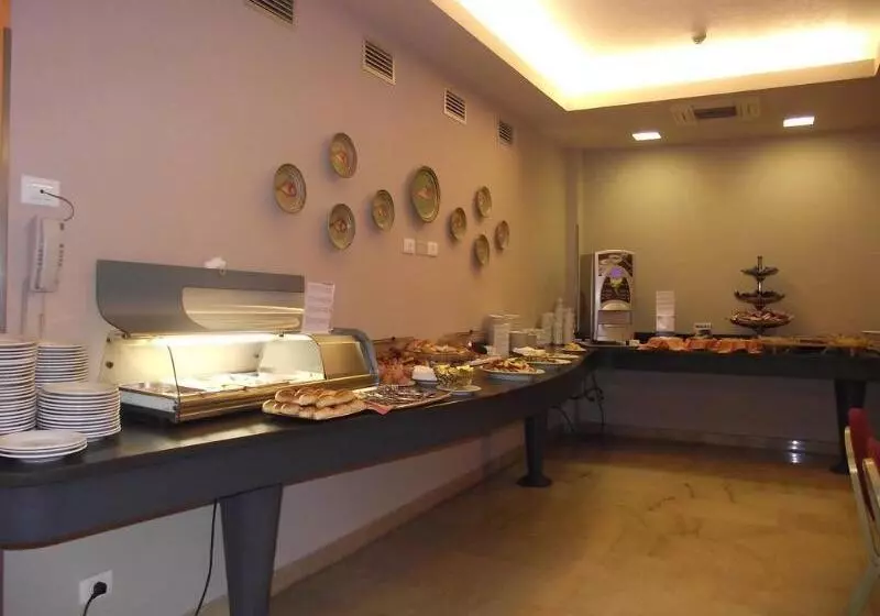 Fotos del hotel Mediterraneo:  4