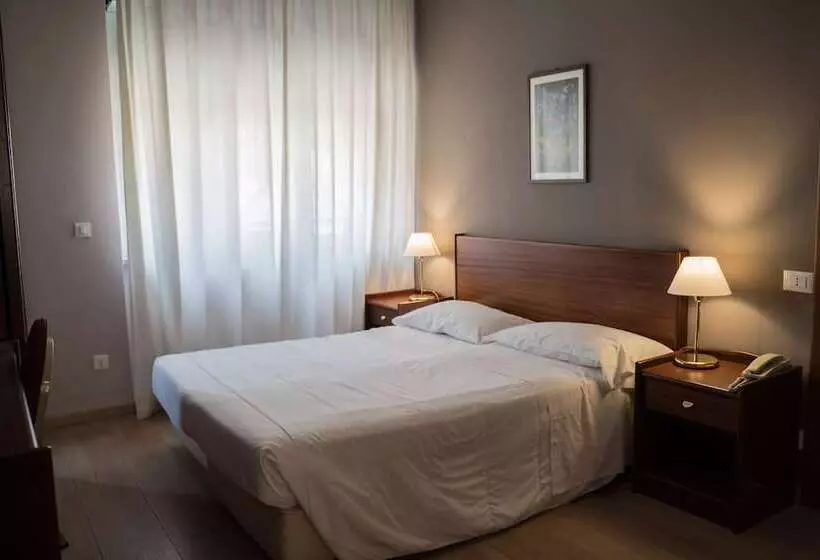 Fotos del hotel Mediterraneo:  14