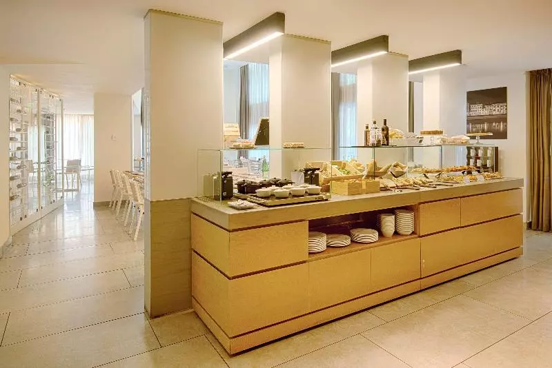 Fotos del hotel Nh Pisa:  62