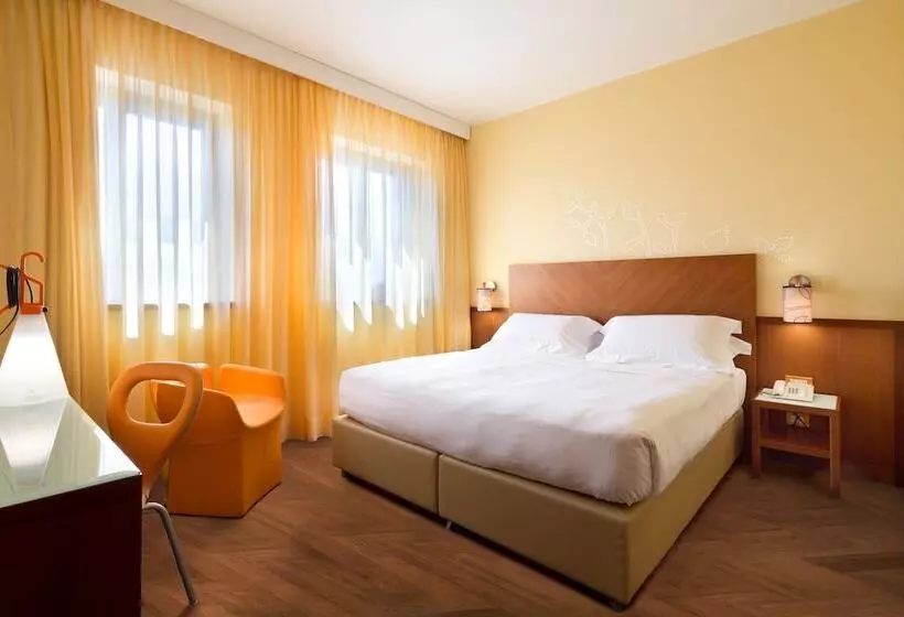 Fotos del hotel Unahotels Mediterraneo Milano:  16