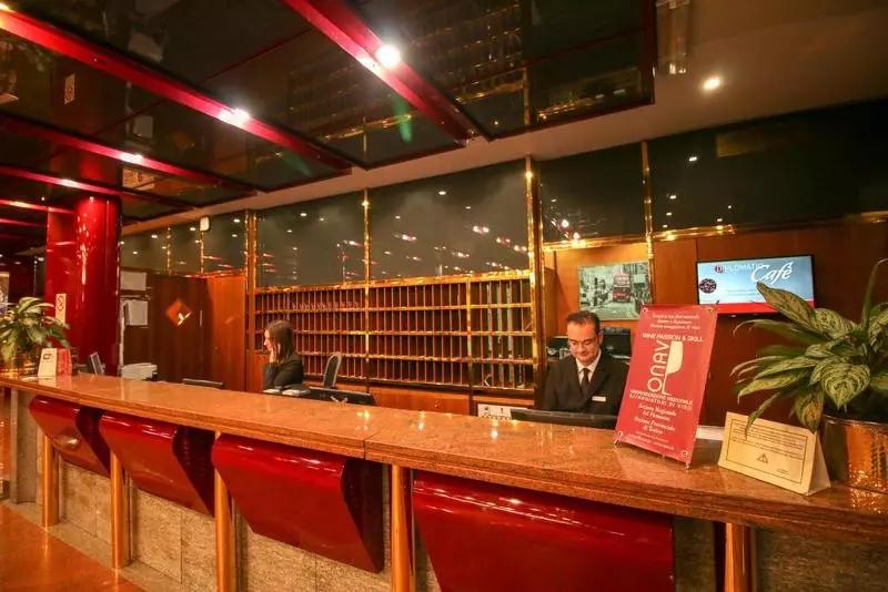 Fotos del hotel Diplomatic:  19