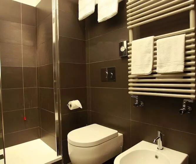 Fotos del hotel Diplomatic:  13