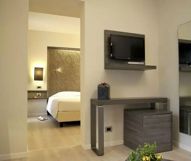 Fotos del hotel Diplomatic:  18