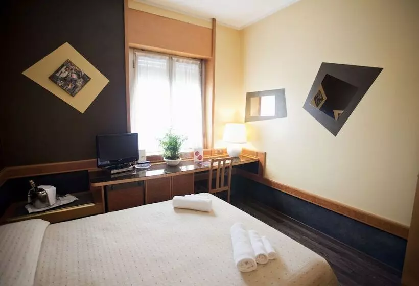 Fotos del hotel Diplomatic:  14