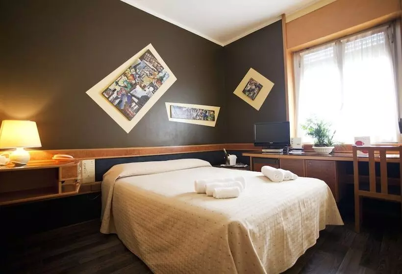 Fotos del hotel Diplomatic:  22