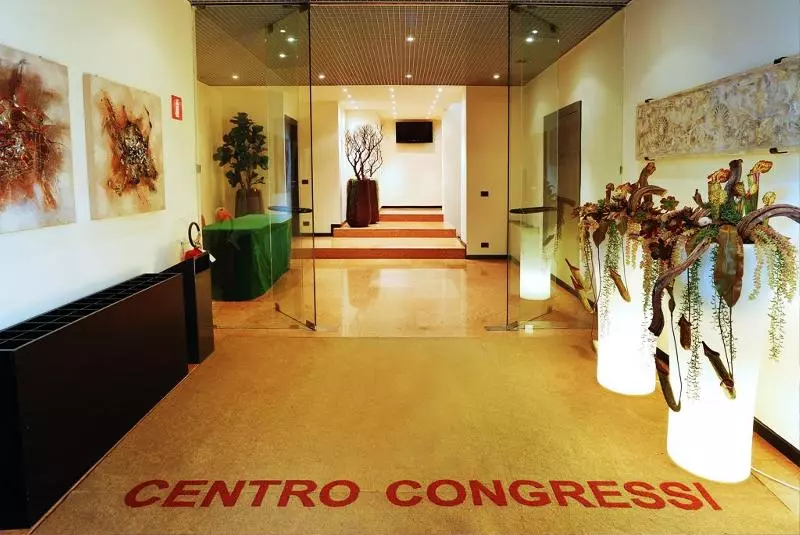 Fotos del hotel Leopardi:  7