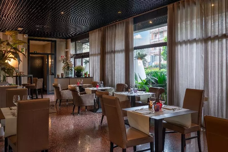 Fotos del hotel Leopardi:  16