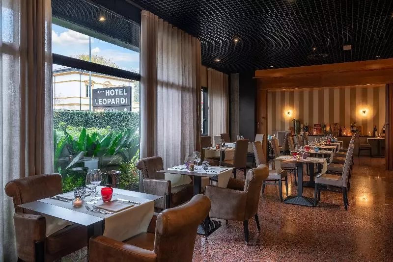 Fotos del hotel Leopardi:  24