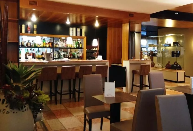 Fotos del hotel Leopardi:  5