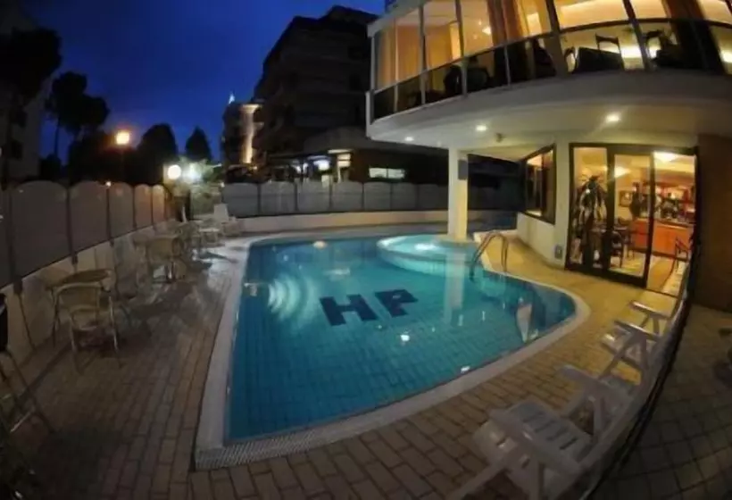 Fotos del hotel President:  20