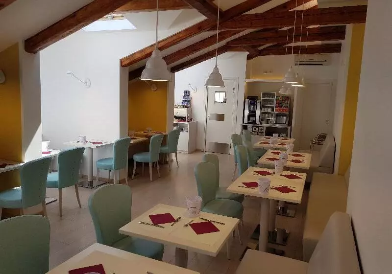 Fotos del hotel Roma:  4