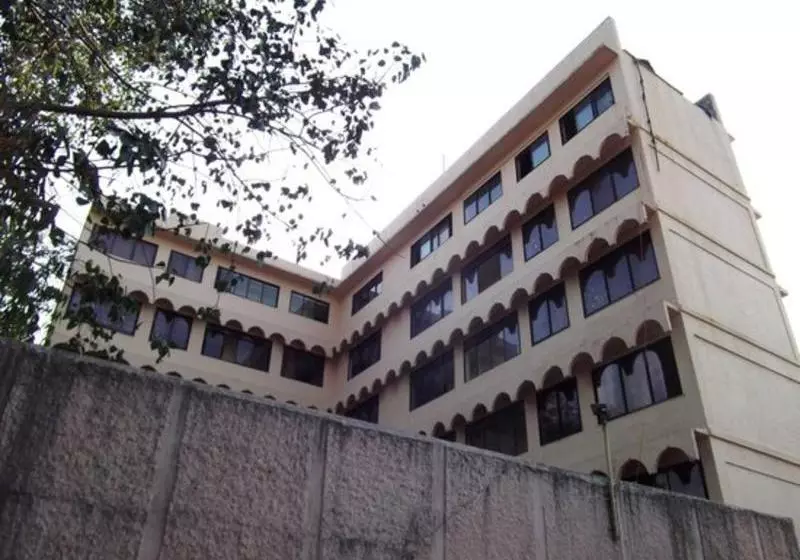 Fotos del hotel Golden Manor:  2