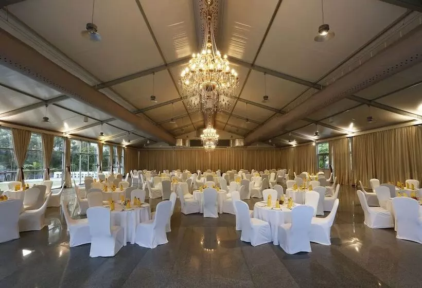 Fotos del hotel Green Park, Visakhapatnam:  3