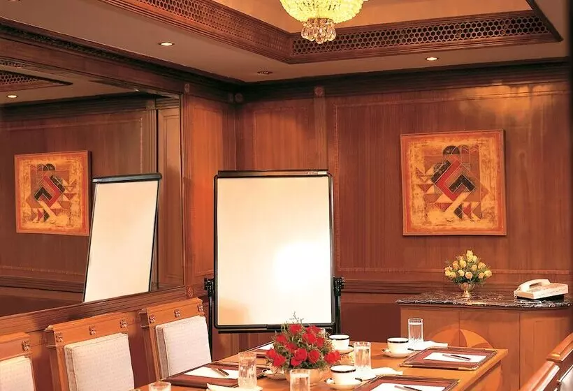 Fotos del hotel Taj Coromandel:  6