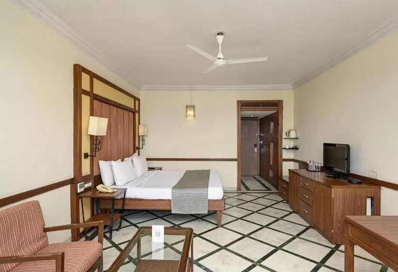 Fotos del hotel Cama Hotelahmedabad:  10
