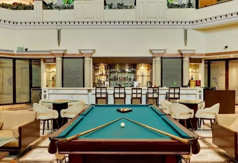 Fotos del hotel The Suryaa New Delhi:  6