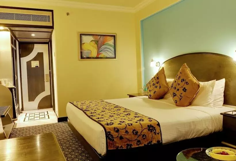 Fotos del hotel The Suryaa New Delhi:  22