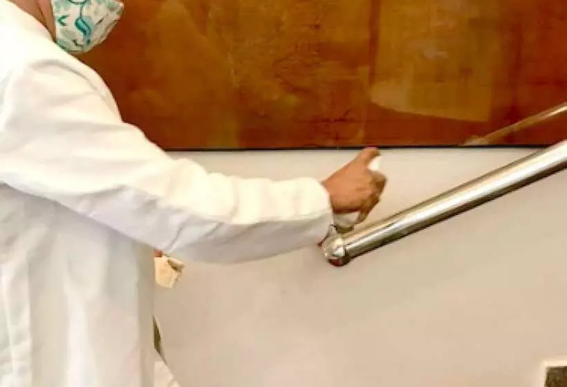 Fotos del hotel West End Hotel Opp Bombay Hospital:  7