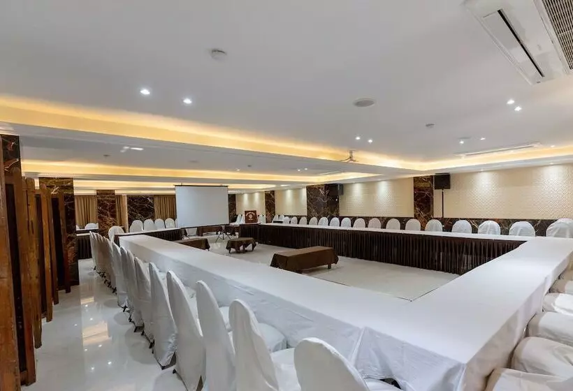 Fotos del hotel West End Hotel Opp Bombay Hospital:  20