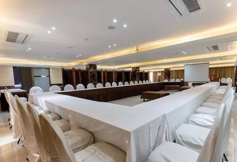 Fotos del hotel West End Hotel Opp Bombay Hospital:  18