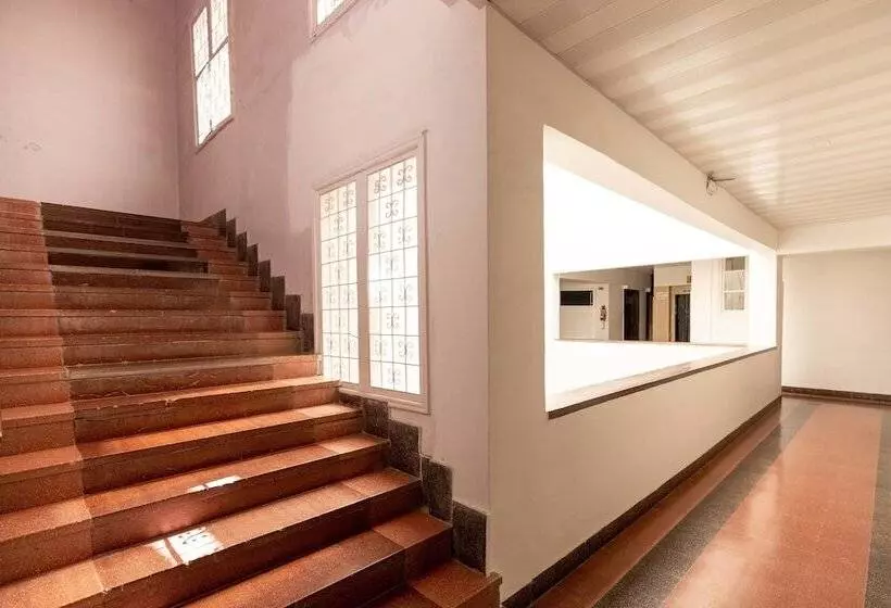 Fotos del hotel West End Hotel Opp Bombay Hospital:  3