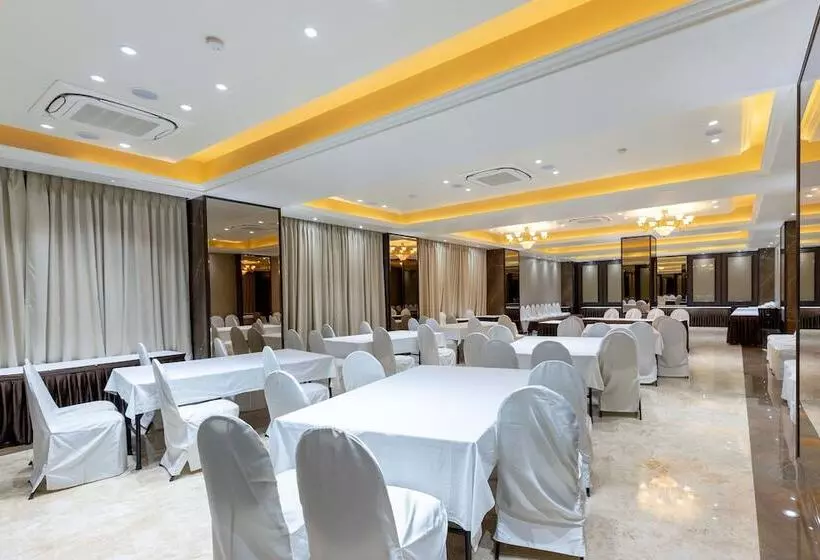 Fotos del hotel West End Hotel Opp Bombay Hospital:  17