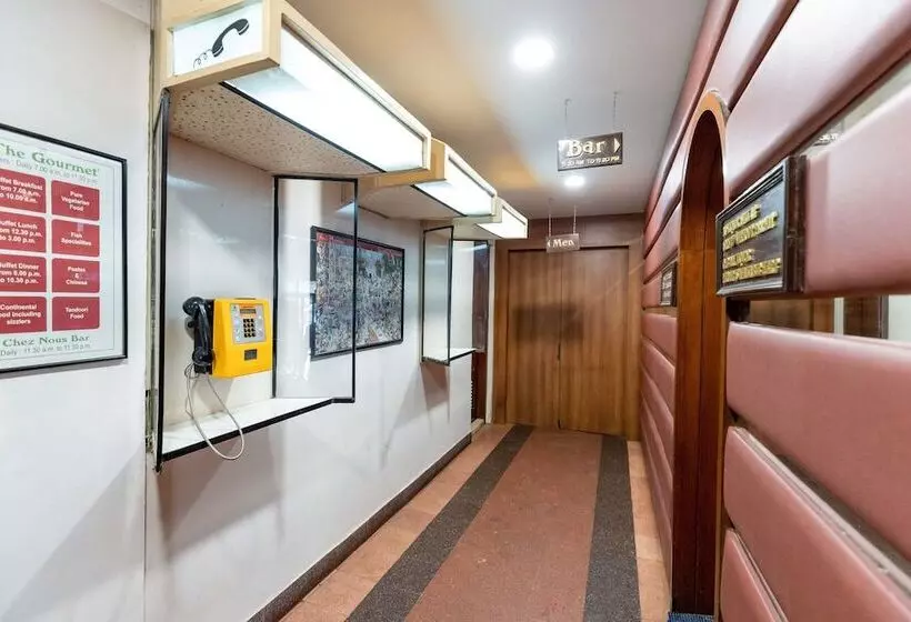 Fotos del hotel West End Hotel Opp Bombay Hospital:  2