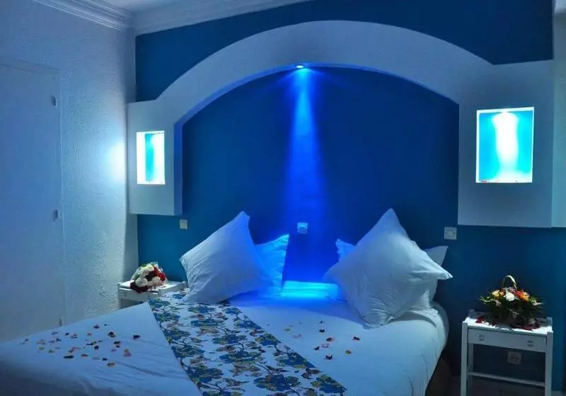 Mabrouk Hotel And Suites- Adult Only