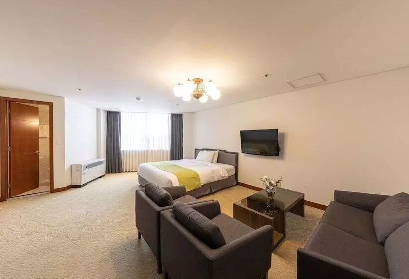 Fotos del hotel President:  14