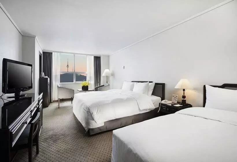 Fotos del hotel President:  15