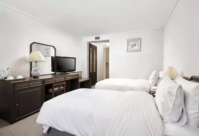 Fotos del hotel President:  12