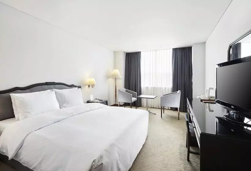 Fotos del hotel President:  19