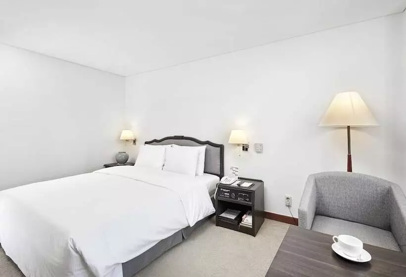 Fotos del hotel President:  20