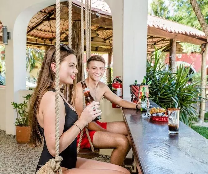 Fotos del hotel Hacienda Inn:  11