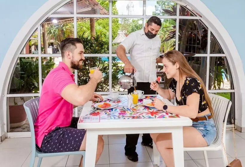 Fotos del hotel Hacienda Inn:  15