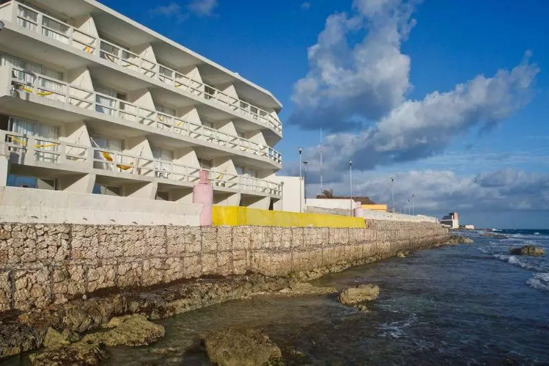 Fotos del hotel Rocamar  Isla Mujeres:  17