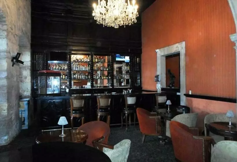 Fotos del hotel Virrey De Mendoza:  5