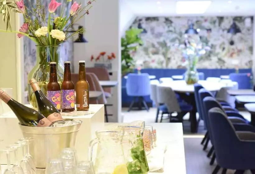 Fotos del hotel Asterisk 3 Star Superior:  4