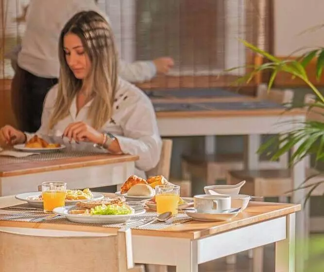 Fotos del hotel Dorisol Estrelicia:  41