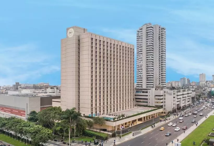 Sheraton Lima Hotel & Convention Center